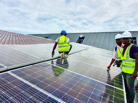 Commercial Rooftop Solar Farm Installation